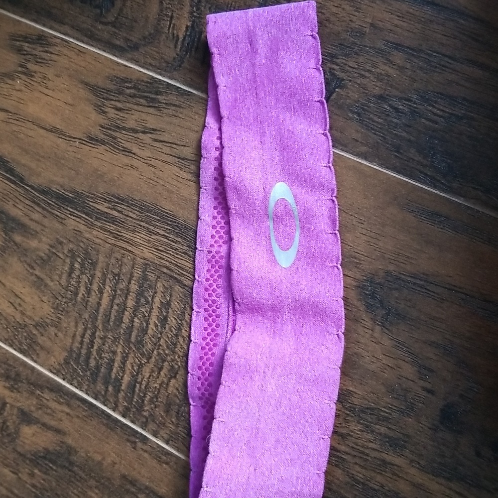 Oakley headband